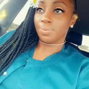 Meet your Posher, Julie